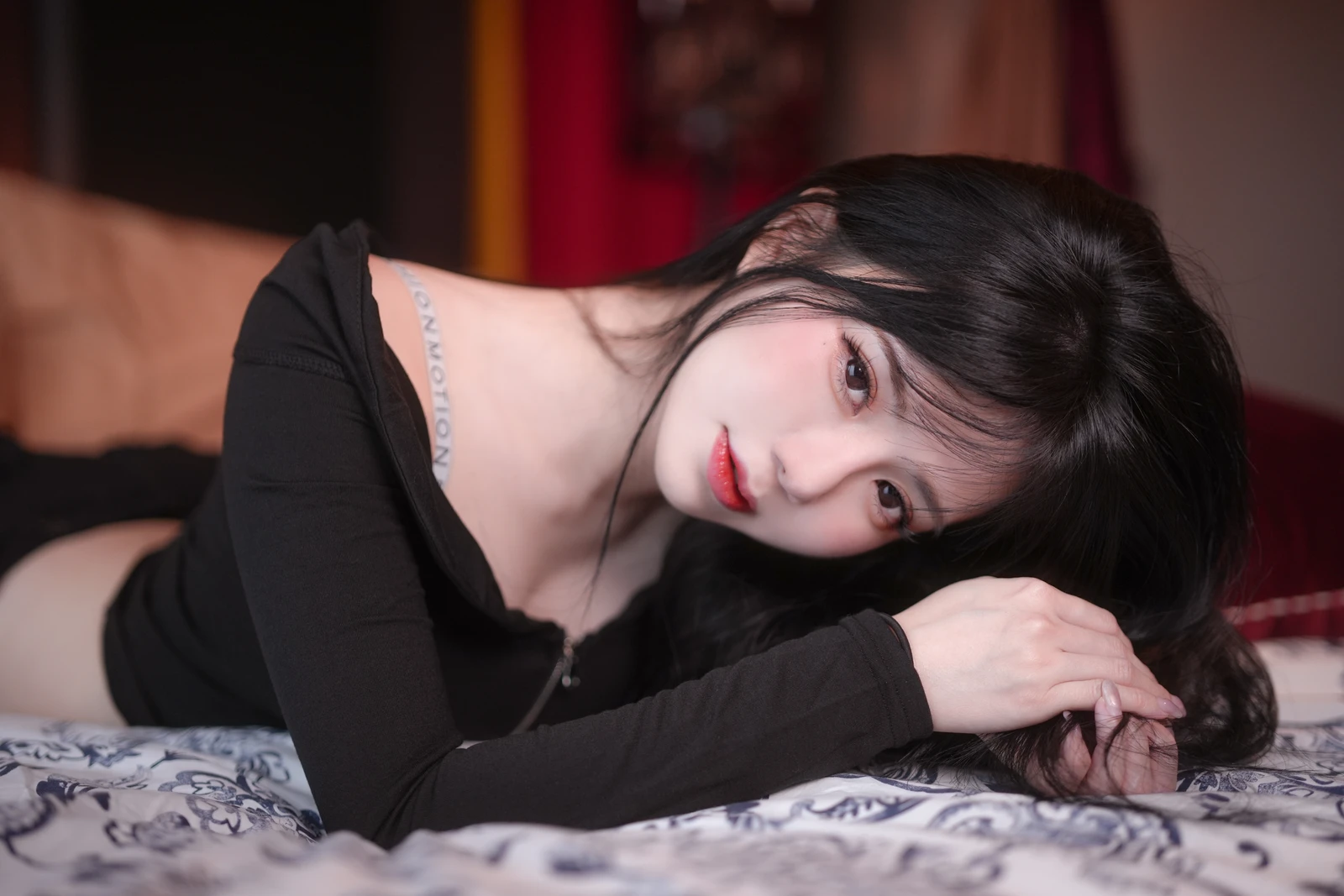 Sally-Dorasnow---RAINY-LAUNDRY-DAY-[60P-956MB]-2.webp